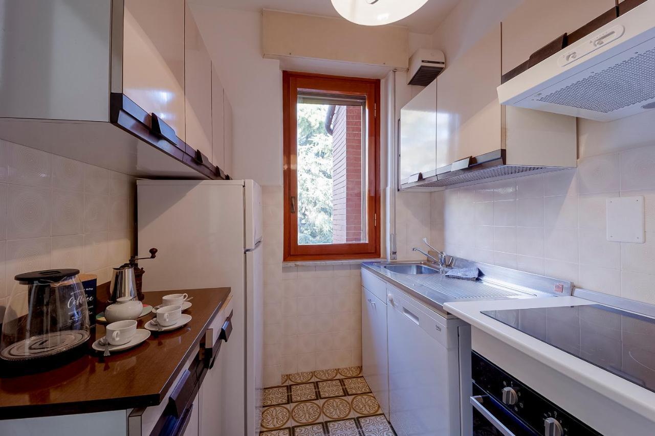 Portosole Attic - With Terrace And Private Parking Apartment ซานเรโม ภายนอก รูปภาพ