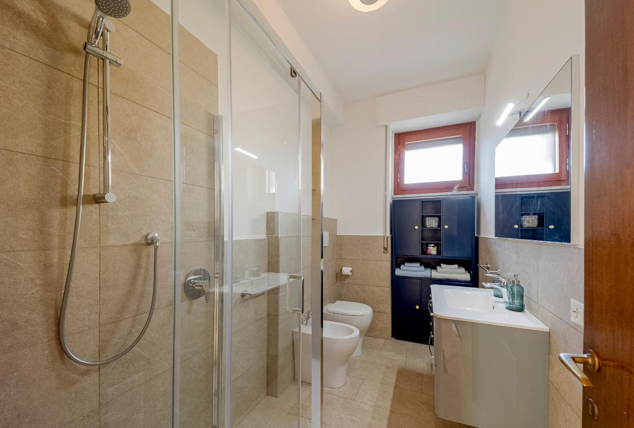 Portosole Attic - With Terrace And Private Parking Apartment ซานเรโม ภายนอก รูปภาพ